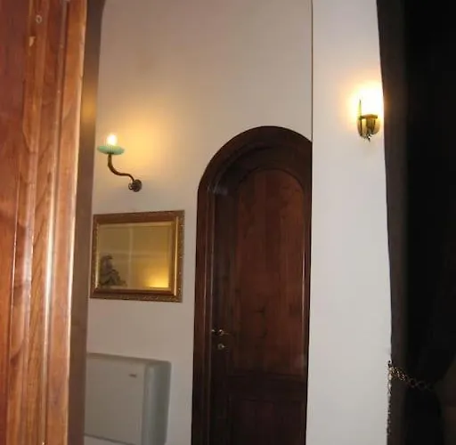 Daire Vivilo Collection - Opera Theater *
